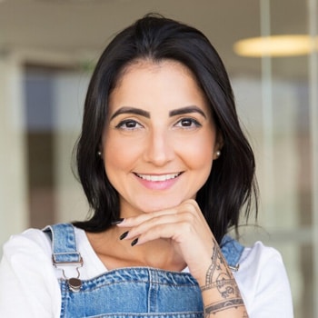 Laura T.